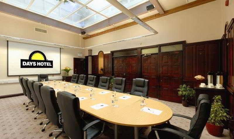 Treacys Hotel & Leisure Centre Waterford Bagian luar foto
