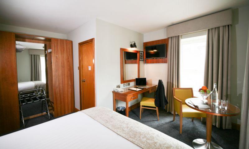 Treacys Hotel & Leisure Centre Waterford Bagian luar foto